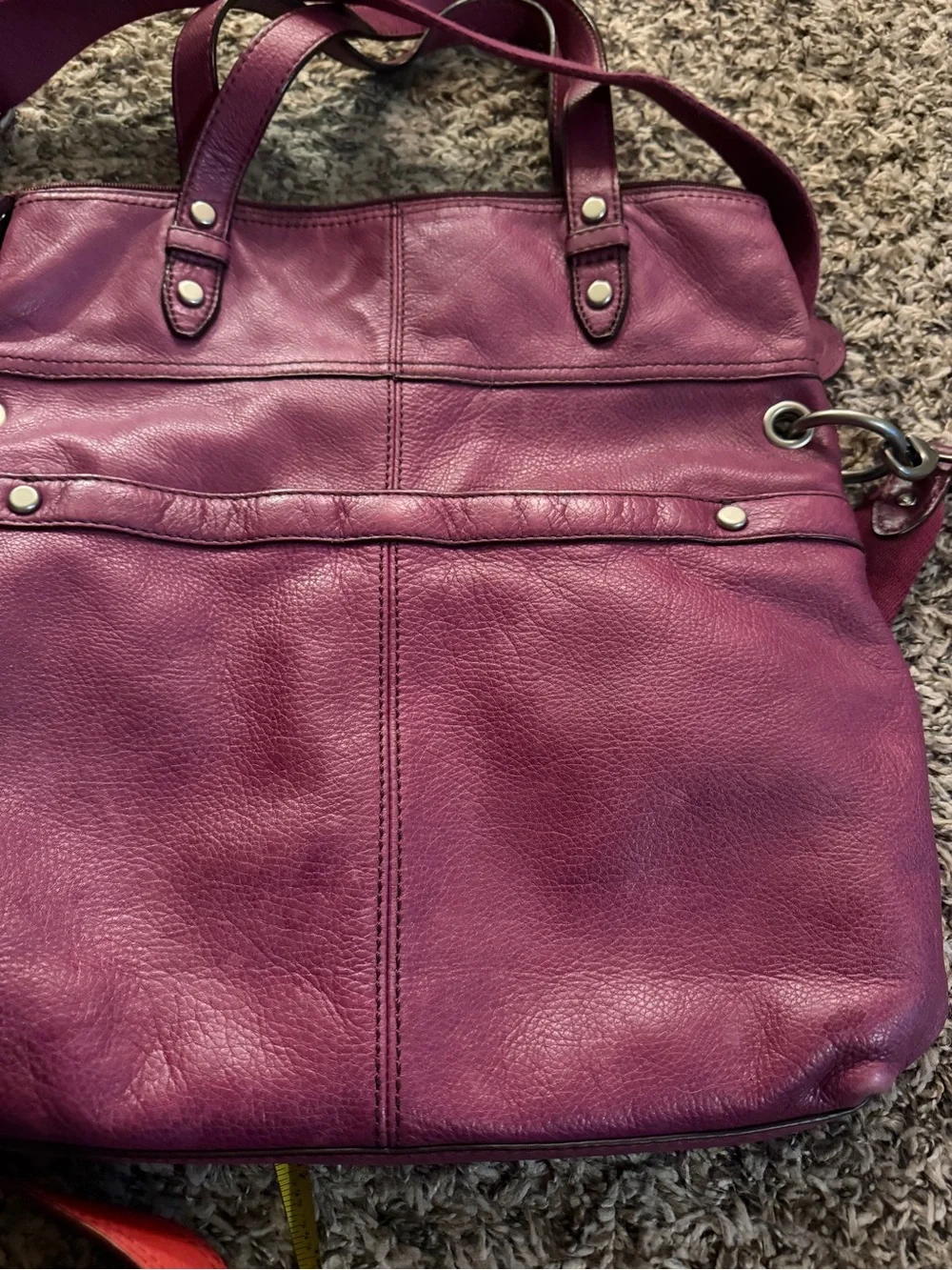 Fossil leather shoulder
